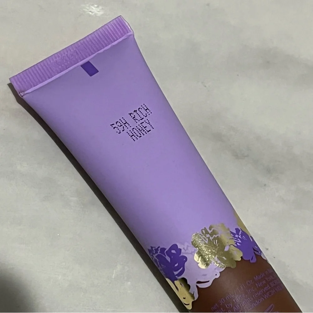 Tarte Maracuja Juicy Glow Foundation, 59H Rich Honey